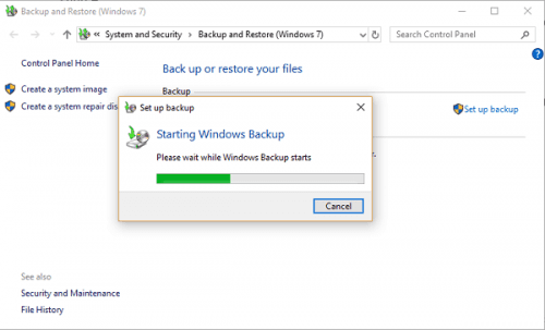 Tiến trình sao lưu Windows 10 bắt đầu