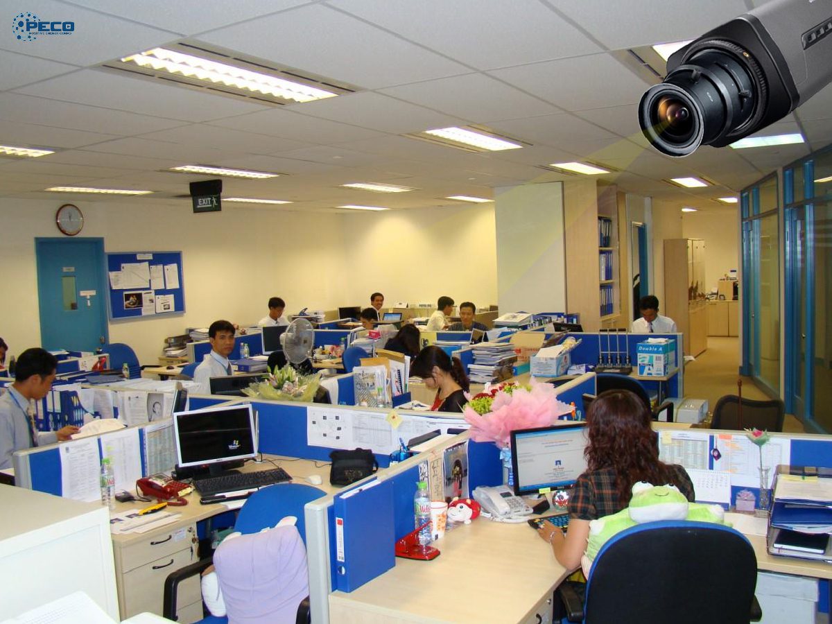 Bạn cũng sẽ quản lý nhân viên tốt hơn nhờ có camera Bạn cũng sẽ quản lý nhân viên tốt hơn nhờ có camera