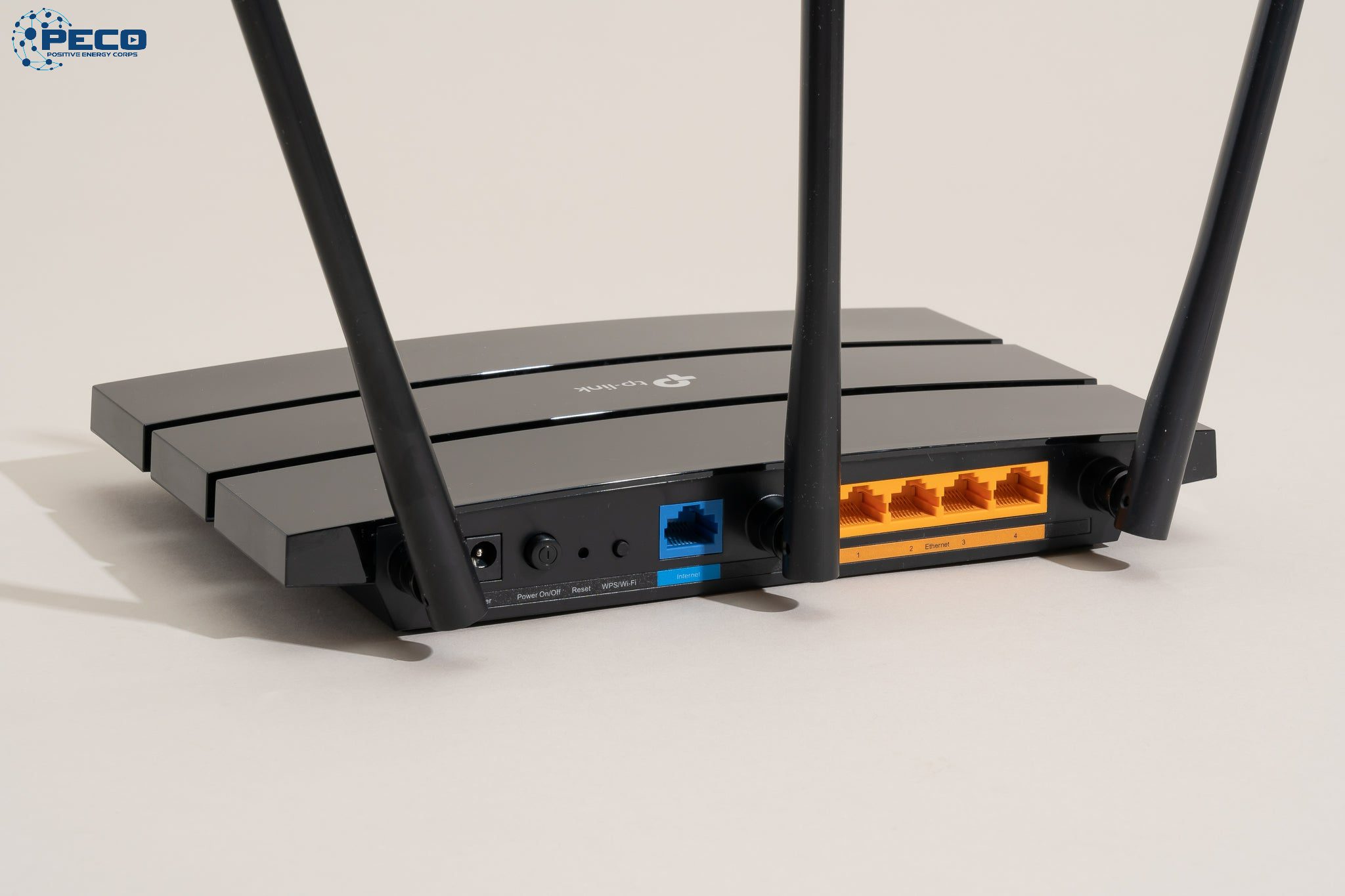 Thiết bị bảo mật mạng công ty Router wifi