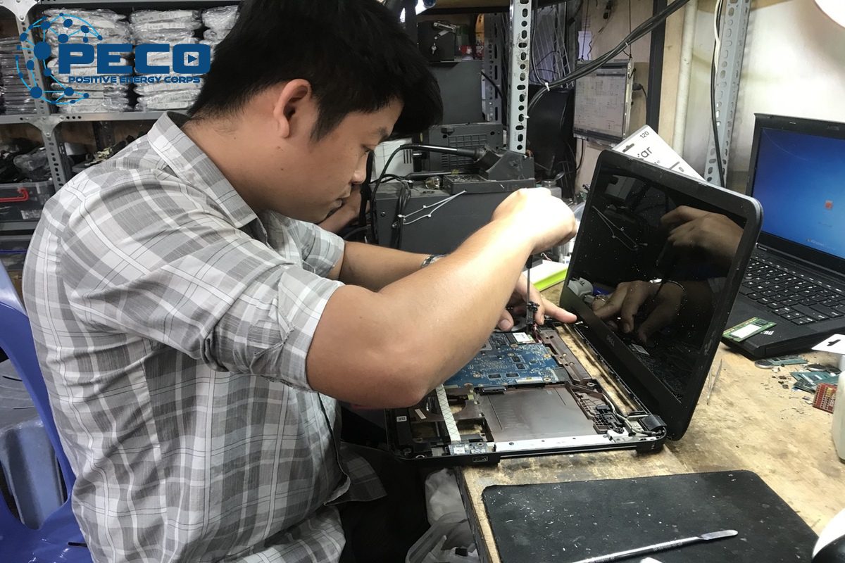 Cập nhật hệ điều hành và các phần mềm Cập nhật hệ điều hành và các phần mềm